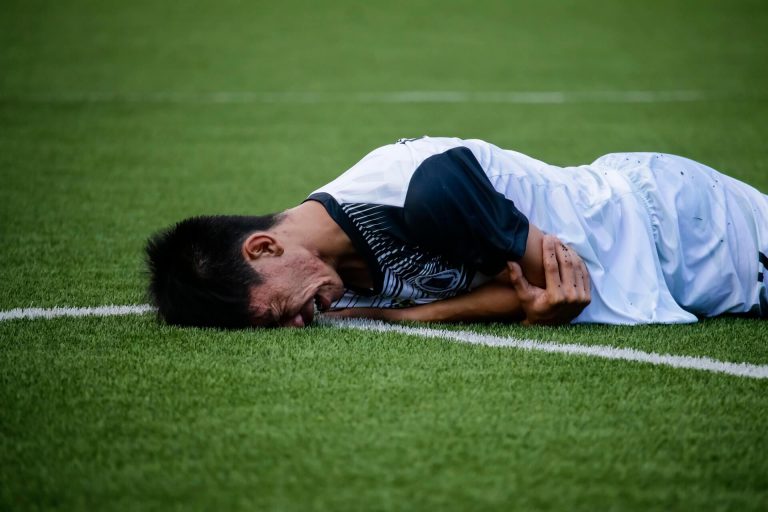 acute pain from sport